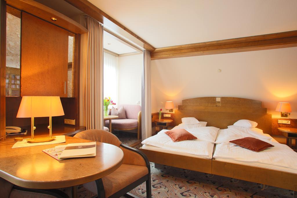Brielhof 3* Hechingen